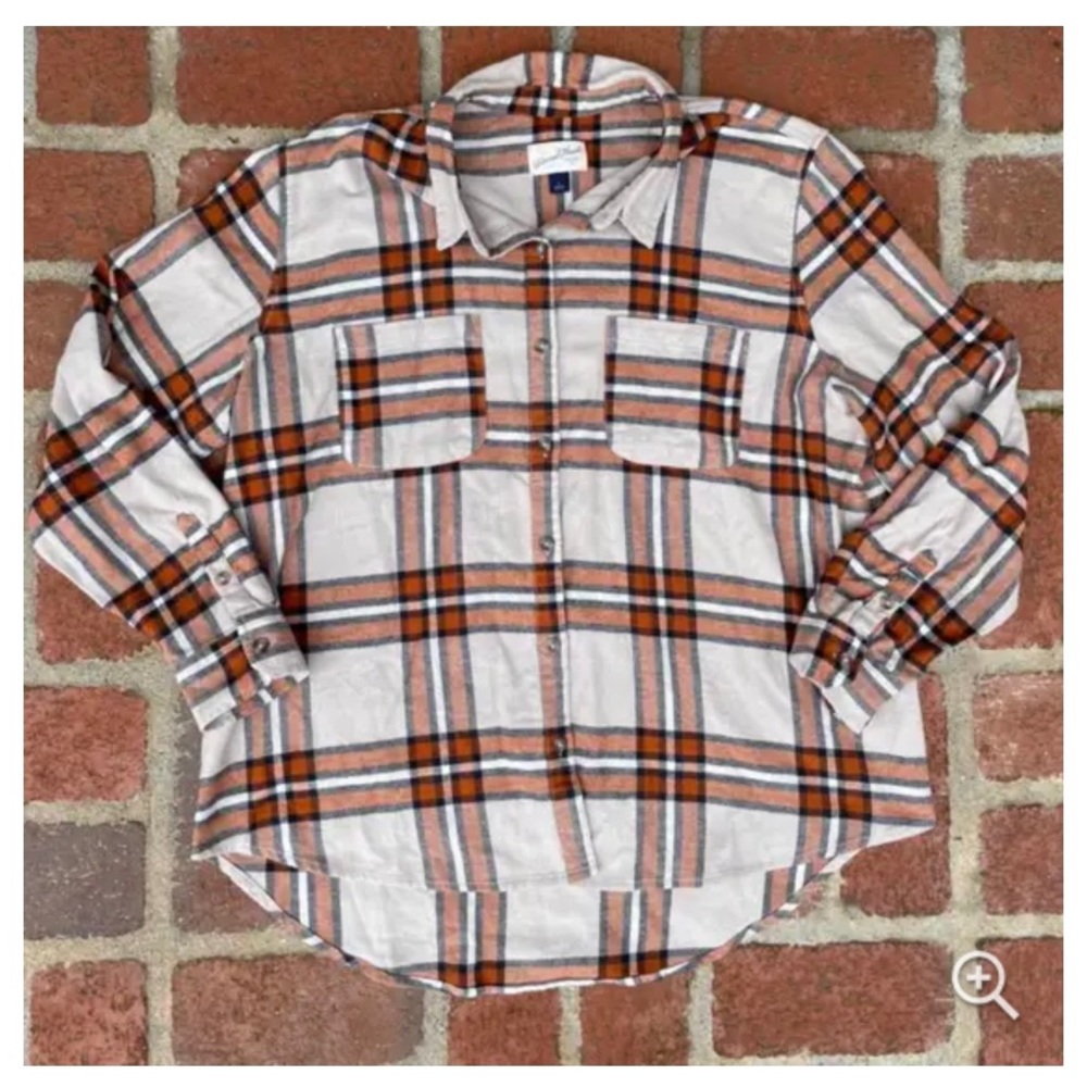 Universal thread, flannel size large, orange, beige, navy blue